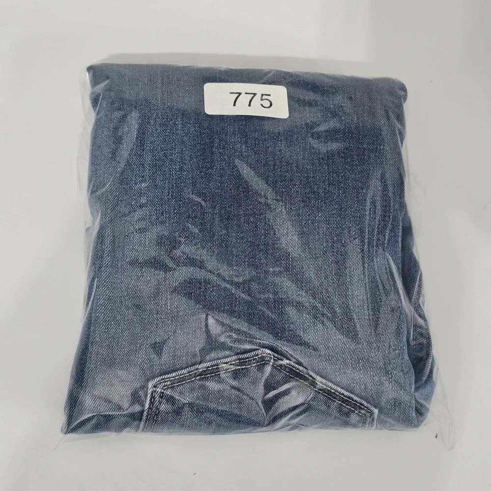 Denizen From Levi's 208 Taper Fit 14Reg 27 x 27 Kids‎ / Youth Denim Blue Jeans